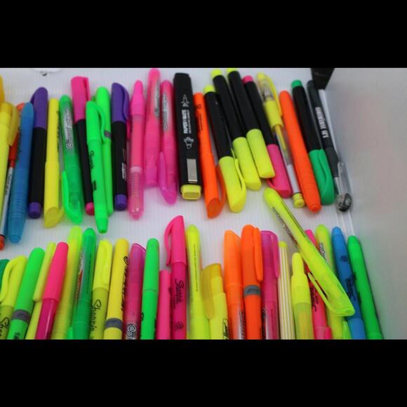 Huge lot Bulk Sharpie Marker stadtler bic Fluorescent YELLOW Highlighter - Picture 3 of 8